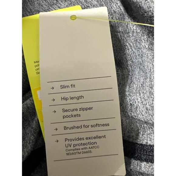 All In Motion Women's Soft Stretch Jacket Gray/Black Size XL NWT - Picture 7 of 7